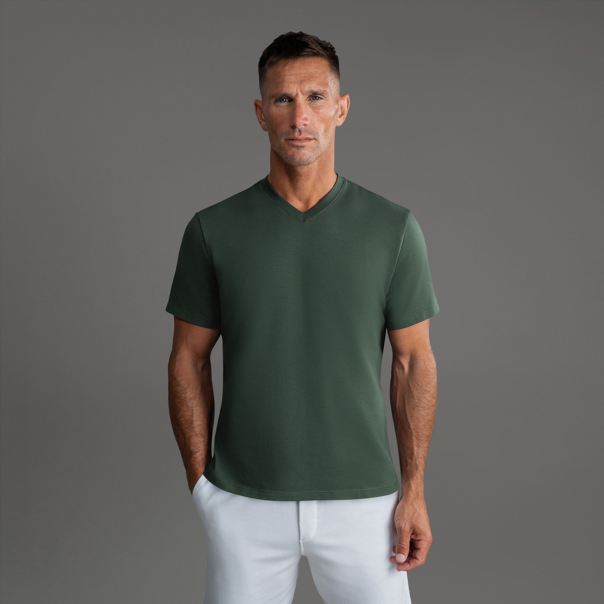 Cumulus V-Neck T-Shirt - Moss