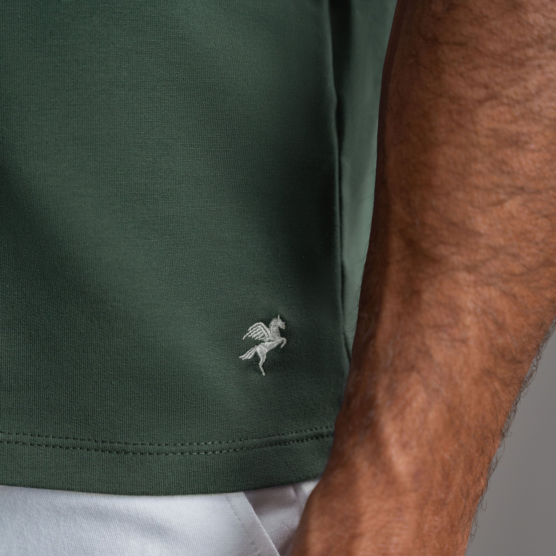 Cumulus V-Neck T-Shirt - Moss