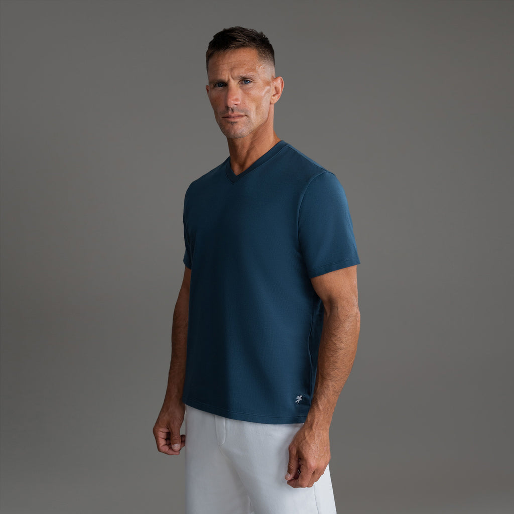 Cumulus V-Neck T-Shirt - Deep Sea