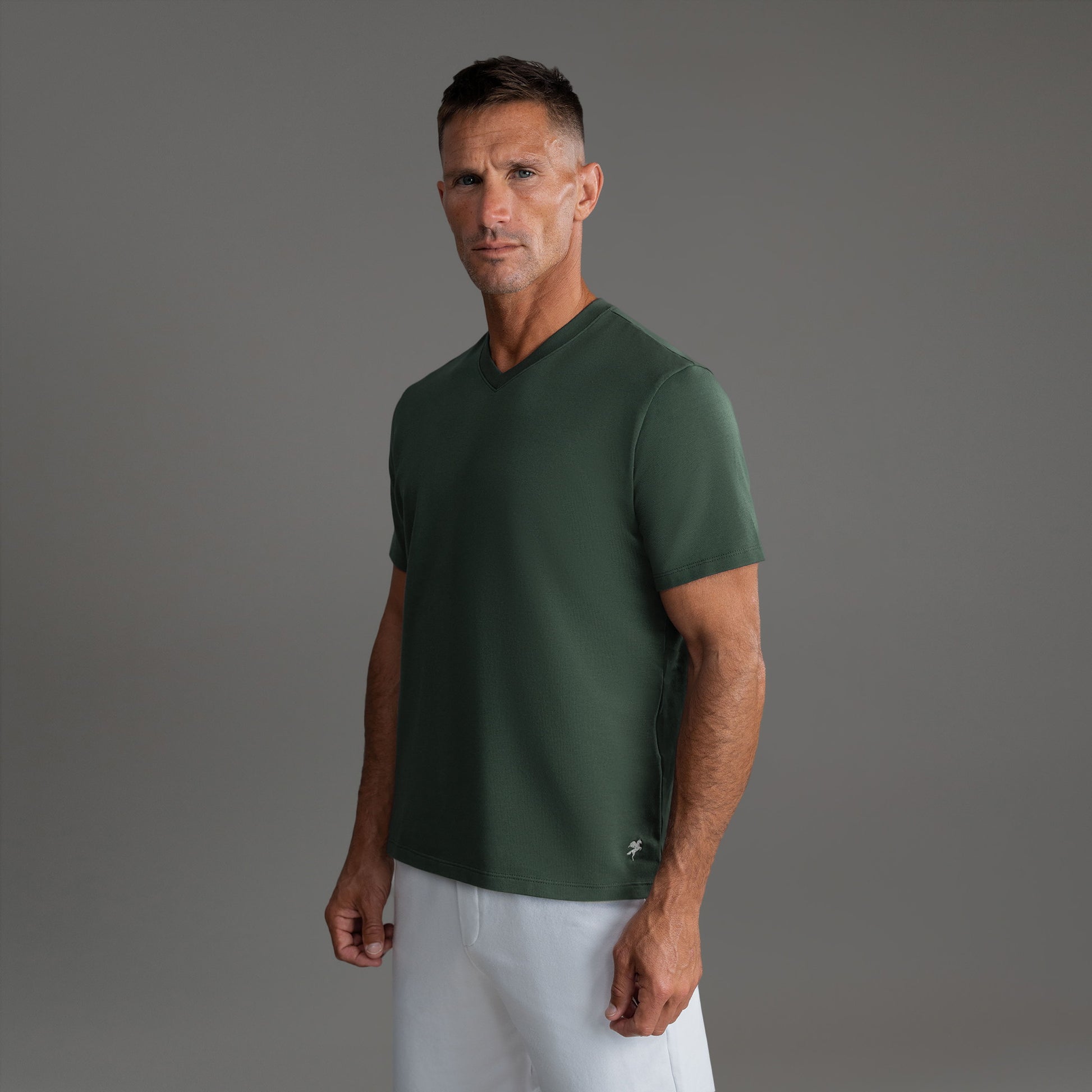 Cumulus V-Neck T-Shirt - Moss