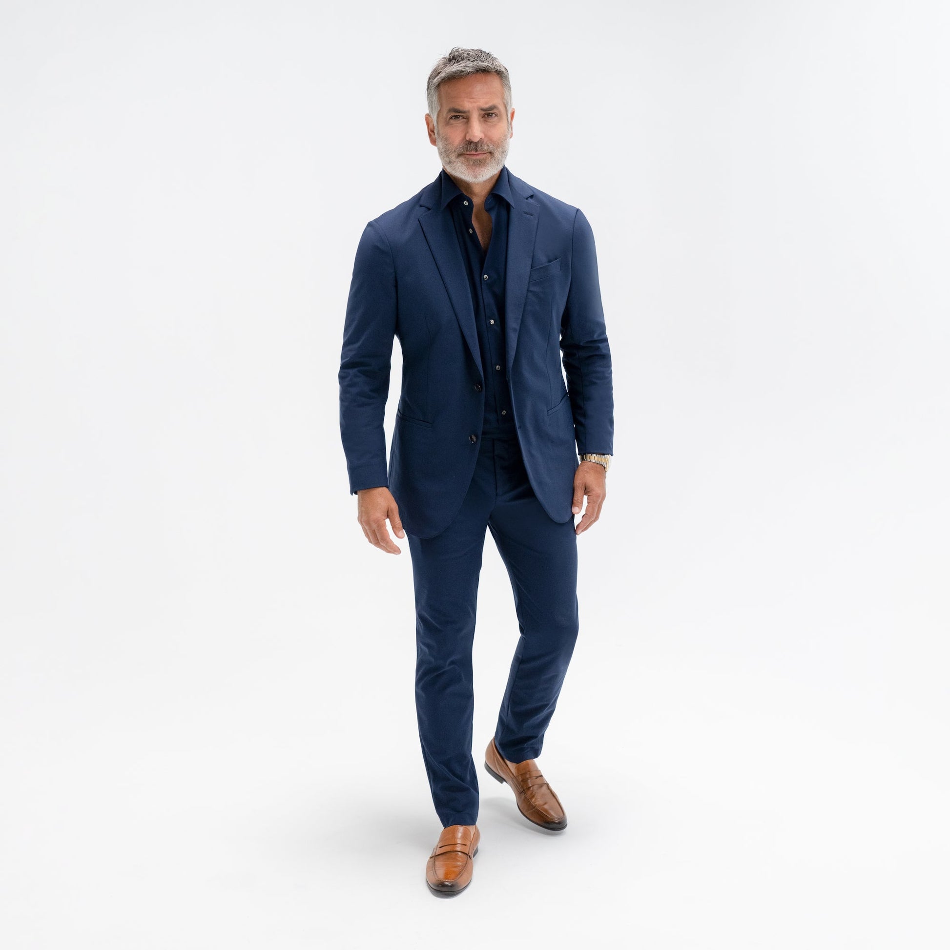 bespoke custom trousers pant chino performance technical model Guillermo in Navy