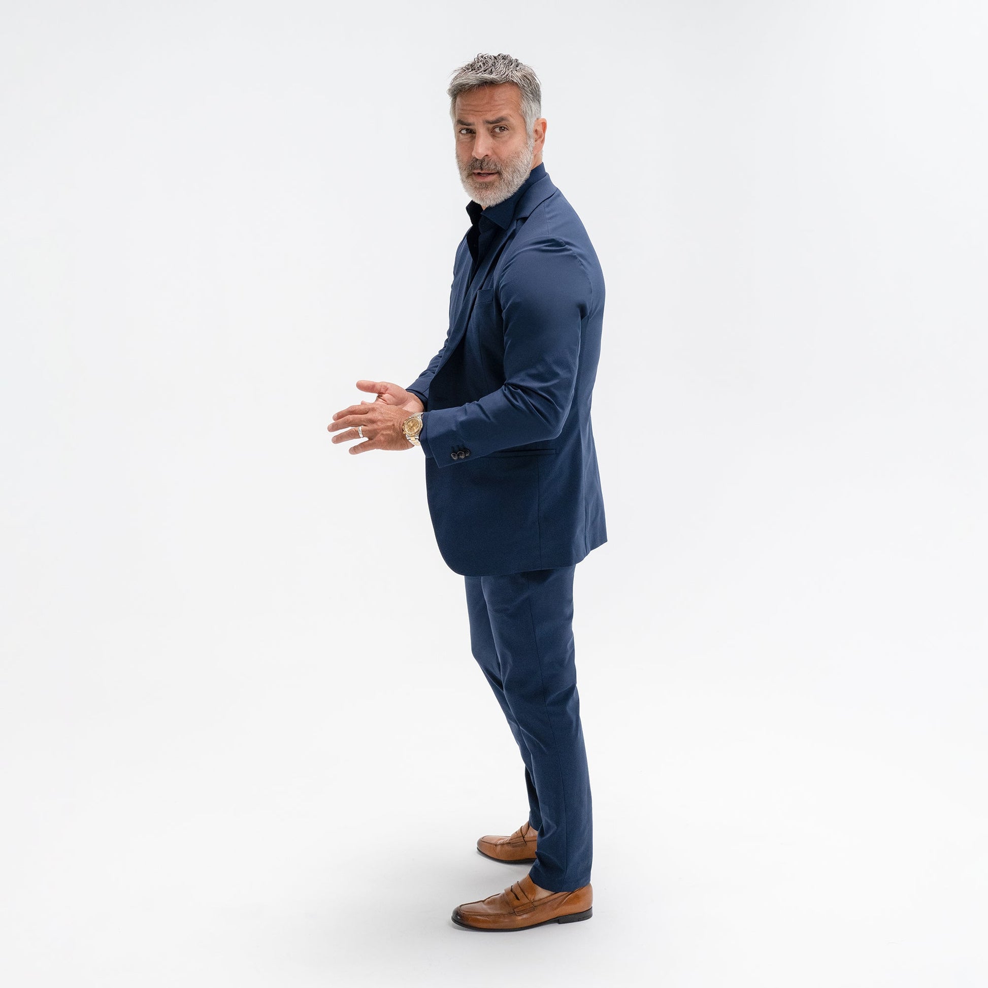 bespoke custom trousers pant chino performance technical model Guillermo in Navy